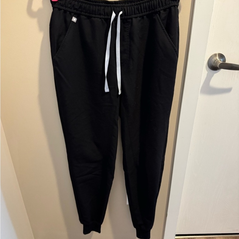 Black Figs Scrub Joggers